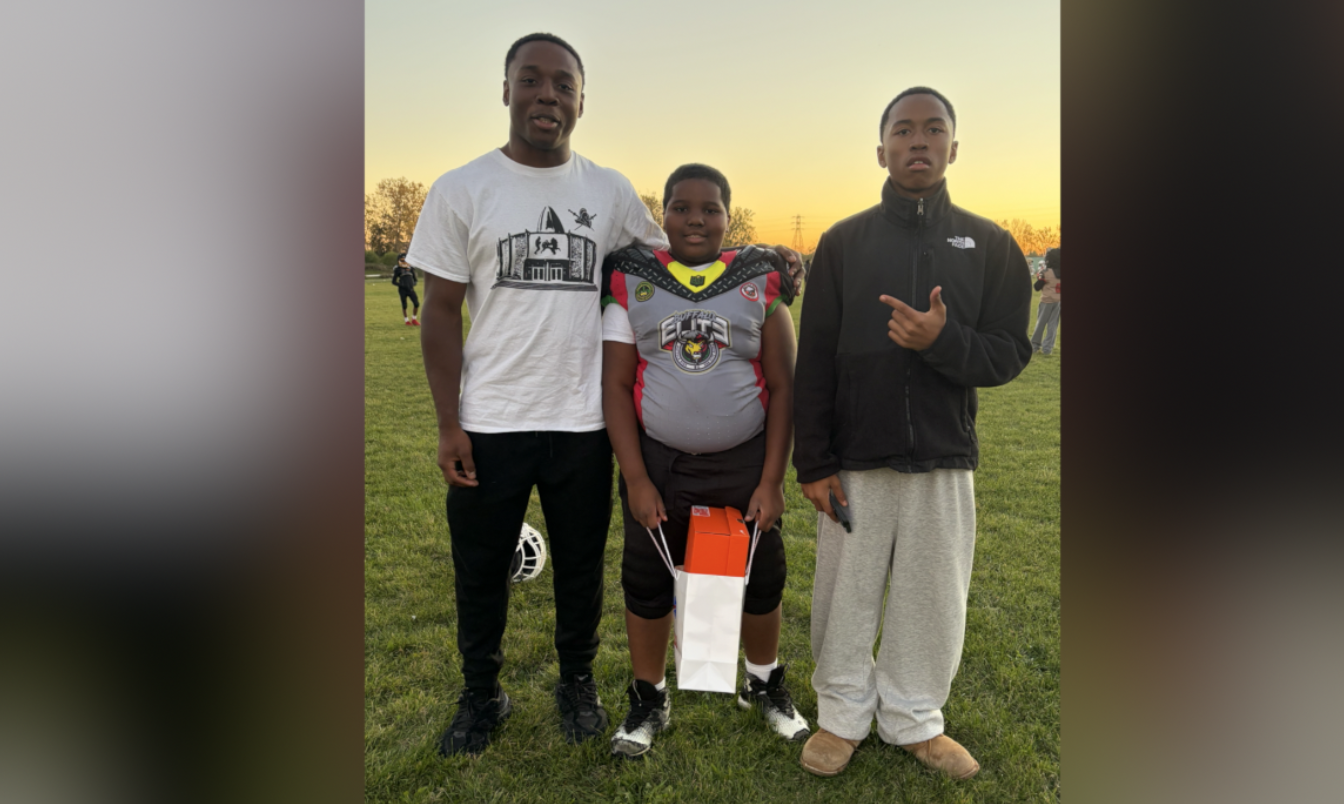'We wanted to give back': Buffalo brothers launch nonprofit to help young athletes get sports equipment — Ossining Schools news