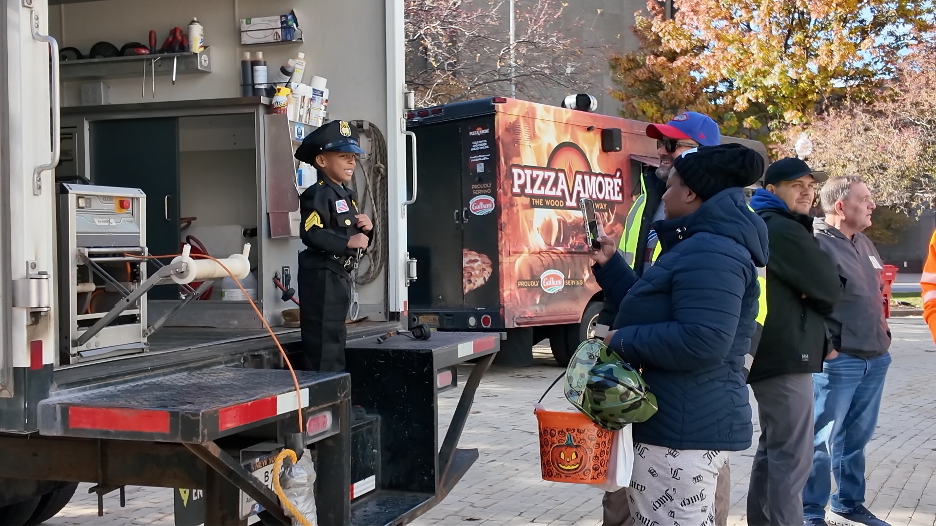 Trucks, treats and costumes take over Niagara Square for Halloween fun in Buffalo — Ossining Dining news